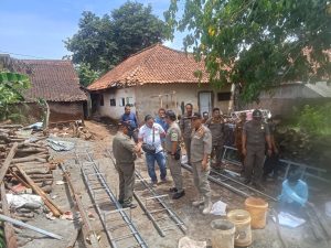 Izin PBG Di Pertanyakan, Sat Pol PP Kuningan, Minta Proyek Tower BTS Pajawan Kidul Di Hentikan.