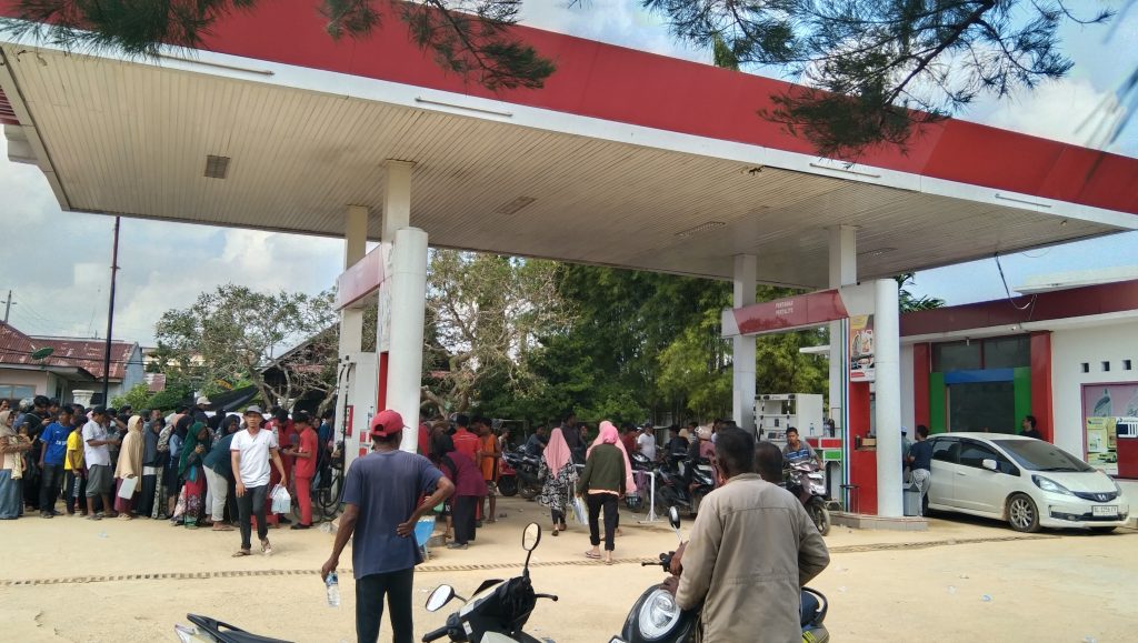 Habis Pasca Banjir Bandang Bercampur Lumpur, SPBU Nomor 15.244.309,.Desa Gampong Sidodadi.