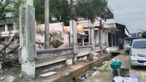 Terkait Pembangunan Pagar Masjid Darul Falah, Limit Kontraknya Telah Habis.