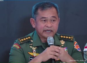 Panglima TNI Ungkap Skala Besar Operasi Pascabencana: 32 Jembatan Dibangun, 2.669 Ton Logistik Disalurkan.