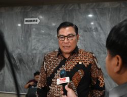 DPR Gerindra Dukung Pemanfaatan Kayu Hanyut untuk Rehabilitasi Pasca Banjir Sumatera.