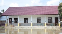 Perjuangan Kepala Sekolah, Di Aceh Tamiang Sebelum Berpulang, Wakil Kepala SDN 1 Tualang Cut : Kami Bersama Polri Akan Lanjutkan Semangat Dan Harapan Beliau.