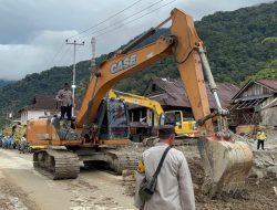Pulihkan Insfrastruktur & Akses, Pembangunan Jembatan Bailey dan Armco di Sumbar-Sumut Terus Berlanjut.
