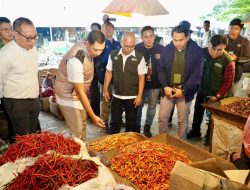 Pasokan dan Distribusi Diperkuat, Harga Cabai di Pasar Induk Kramat Jati Mulai Turun.