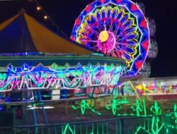 Pelangi Keceriaan di Renged: Komedi Putar Satukan Tawa Warga Kresek